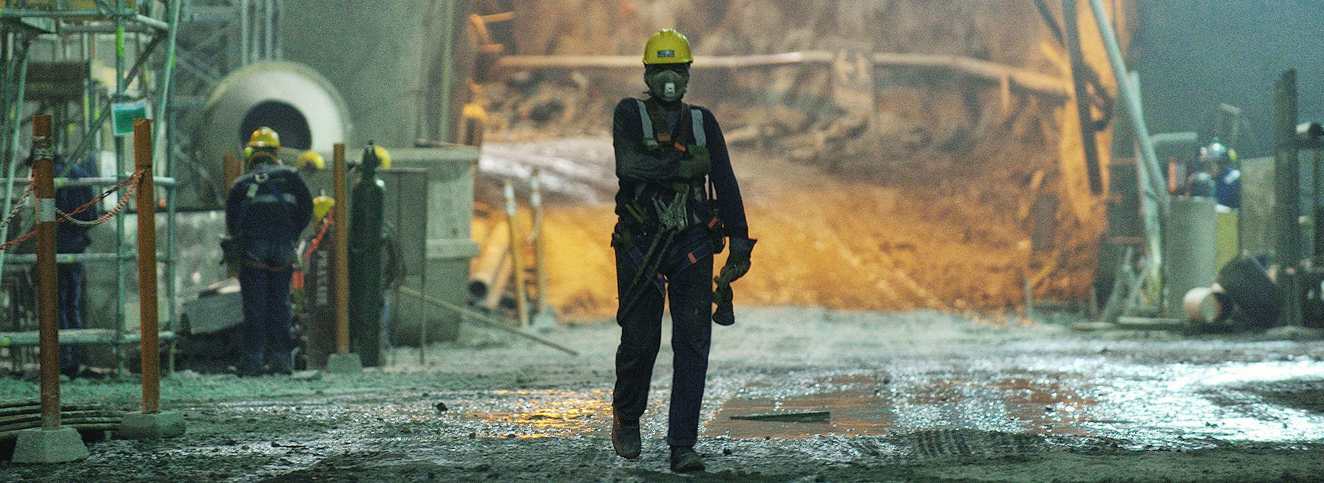 <small>ESPECIALISTAS EN DISEÑO, CONTRUCCION Y MANTENIMIENTO</small>DE REDES TELEFÓNICAS